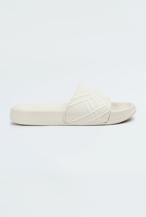 Men Textured Sliders