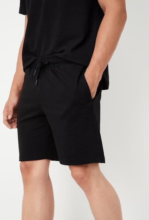 Men Solid Knit Shorts