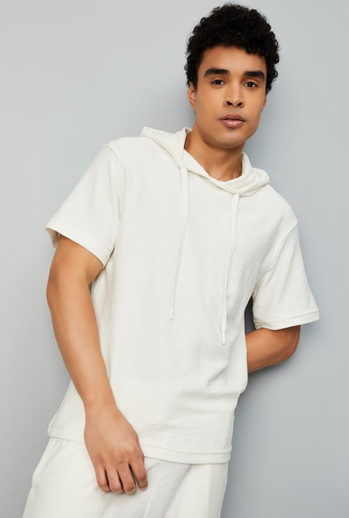 Men Textured T-shirt