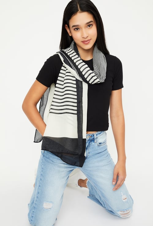 Women Striped Scarf