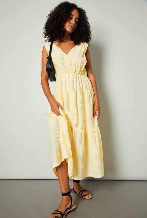 Women Textured Tiered Maxi Dress