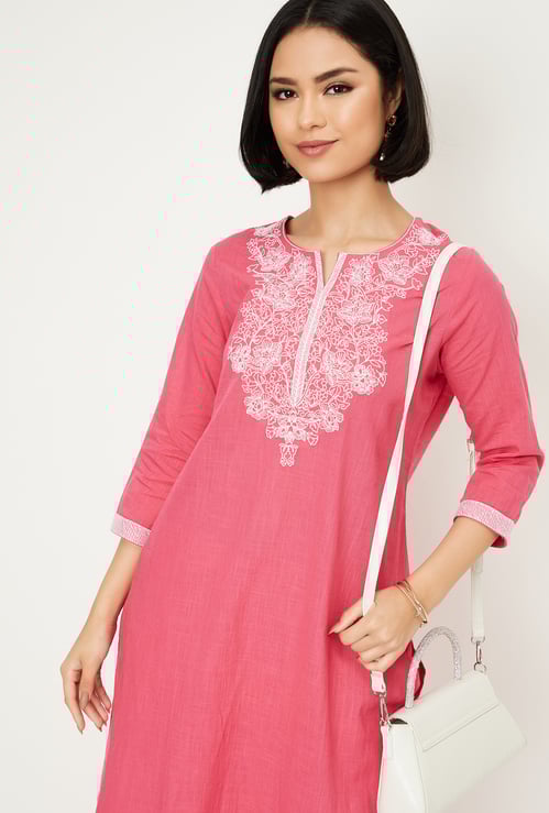 Women Embroidered Straight Kurta Set