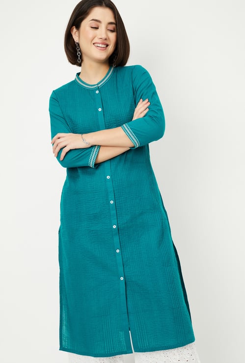 Women Pleated Straight Kurta