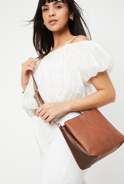 Women Textured Sling Bag