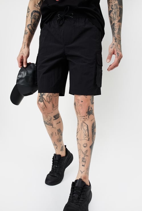 Men Textured Athleisure Cargo Shorts