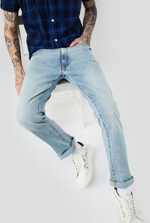 Men Washed Regular Fit Jeans