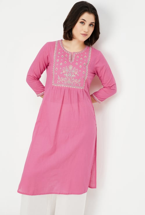 Women Embroidered Straight Kurta