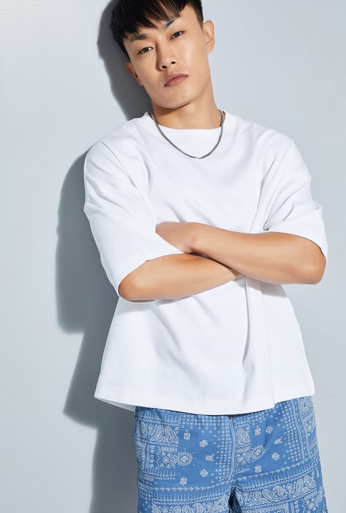 URB_N Men Solid Boxy Fit T-shirt