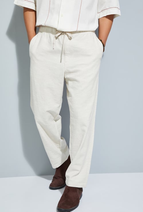 URB_N Men Textured Comfort Fit Trousers