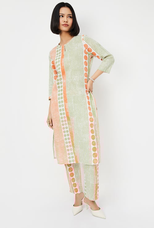 Women Printed Straight Kurta Set