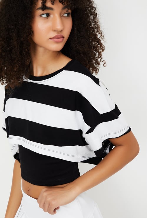Women Striped Sports Crop Top with Camisole