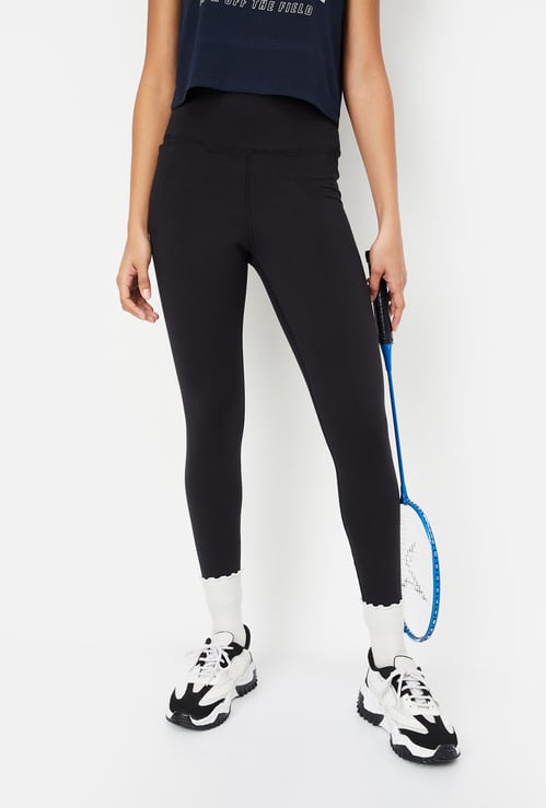 Women Solid Skinny Fit Tights