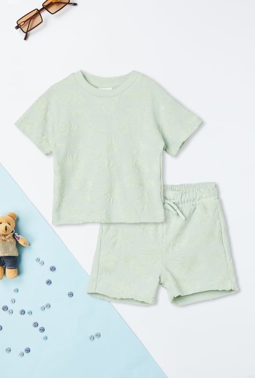 Boys Textured Shorts Set