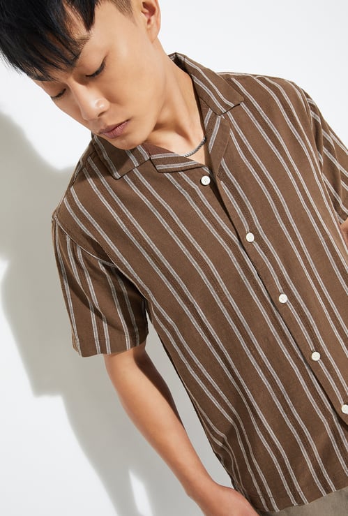 URB_N Men Striped Regular Fit Shirt