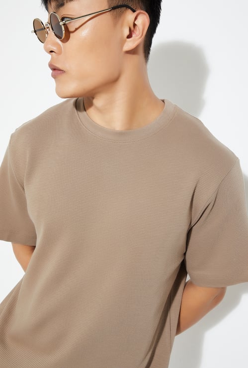 URB_N Men Textured T-shirt