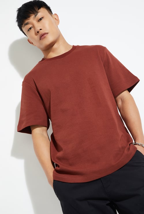 URB_N Men Textured T-shirt