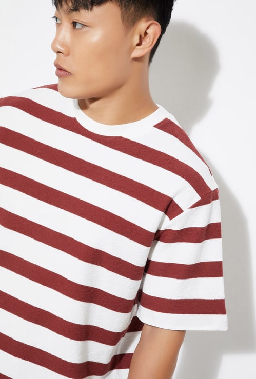 URB_N Men Striped T-shirt