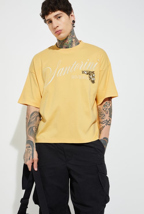 URB_N Men Embroidered Boxy Fit T-shirt