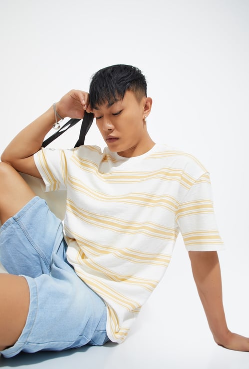 URB_N Men Striped Oversized T-shirt
