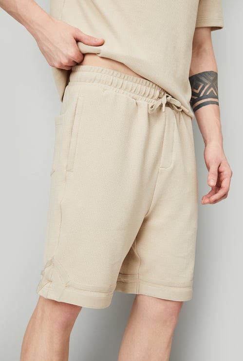 Men Textured Regular Fit Sports Shorts