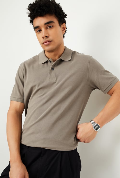 Men Textured Polo T-shirt