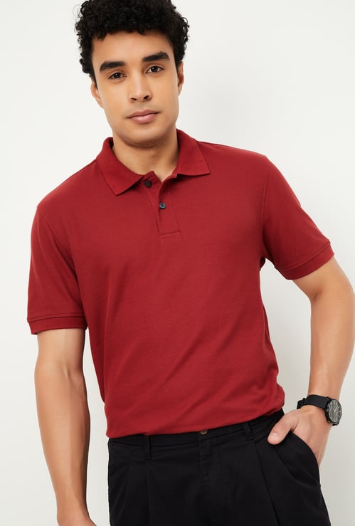 Men Textured Polo T-shirt