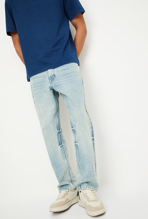 Men Washed Straight Fit Jeans
