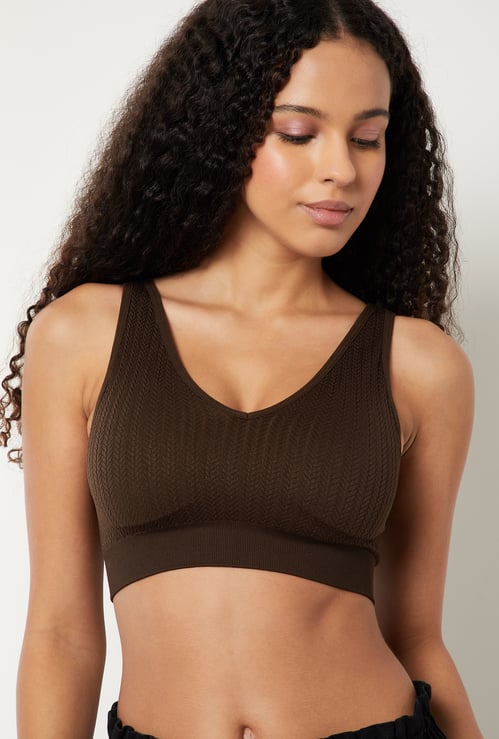 Women Textured Sports Bra