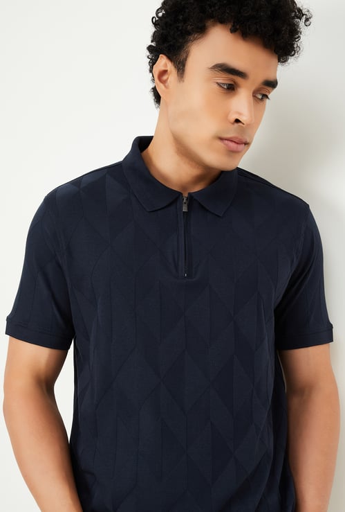 Men Textured Regular Fit Polo T-shirt