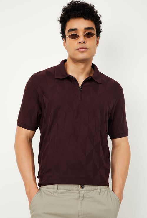 Men Textured Regular Fit Polo T-shirt