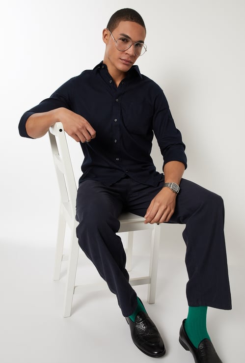 Men Textured Slim Fit Shirt