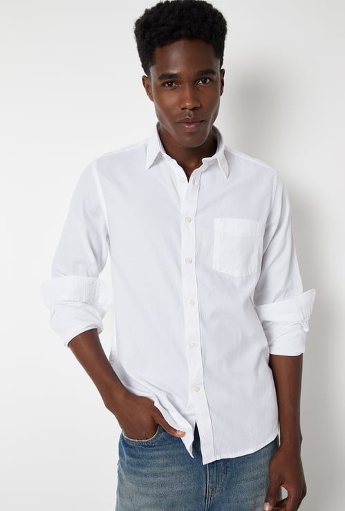 Men Textured Slim Fit Shirt