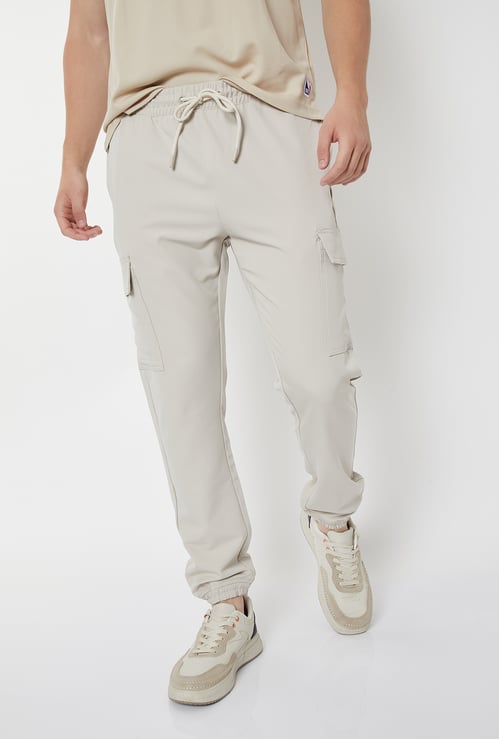 Men Solid Sports Cargo Joggers