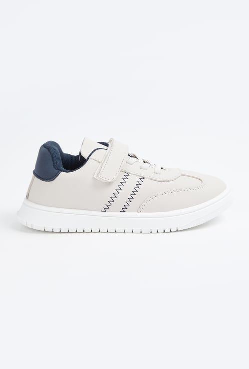 Boys Contrast Stitched Sneakers