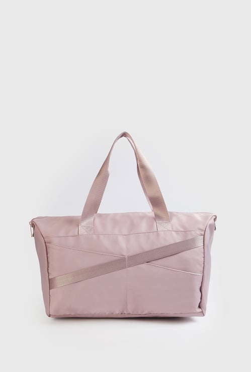 Women Textured Duffle Bag