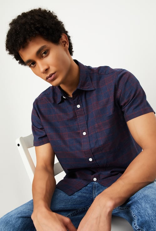 Men Checked Regular Fit Shirt