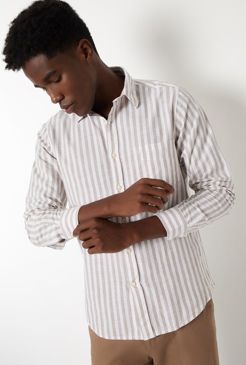 Men Striped Slim Fit Shirt