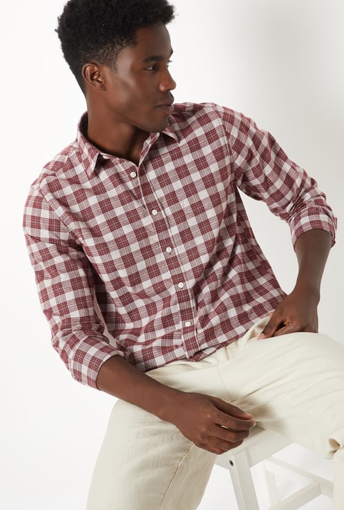 Men Checked Slim Fit Shirt