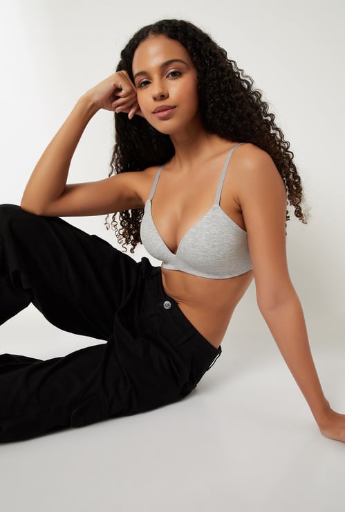 Women Ribbed Padded Non Wired T-shirt Bra