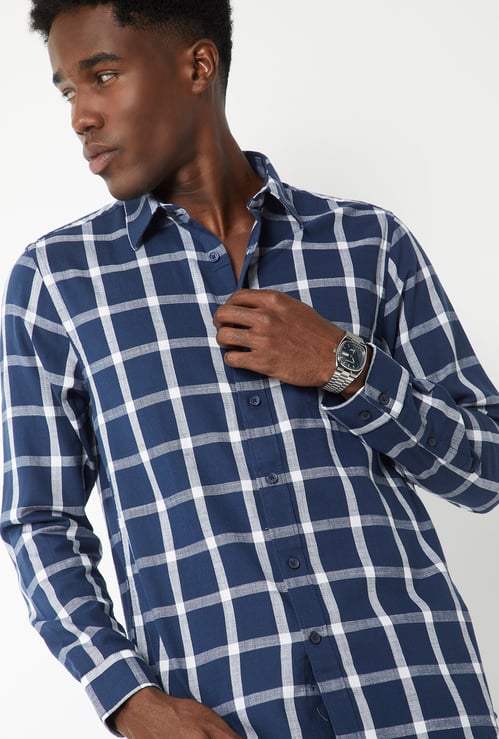 Men Checked Slim Fit Shirt
