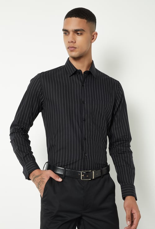 Men Striped Slim Fit Formal Shirt