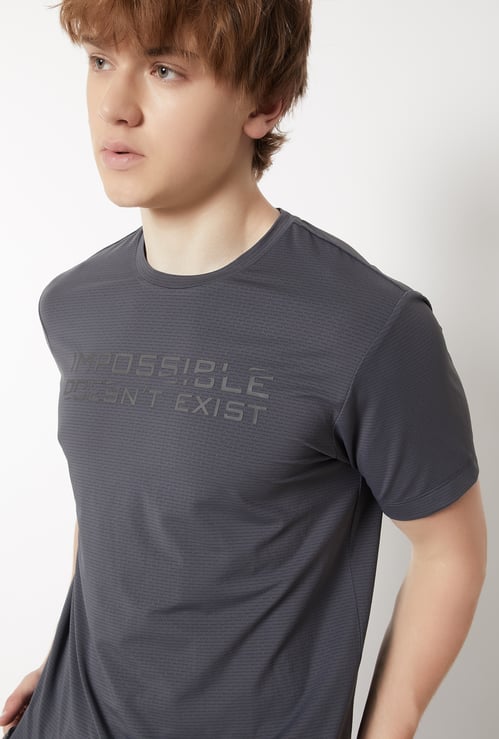 Men Printed Slim Fit Sports T-shirt