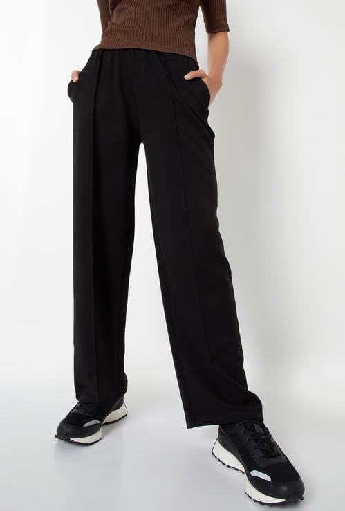 Women Solid Buttersoft Sports Track Pants