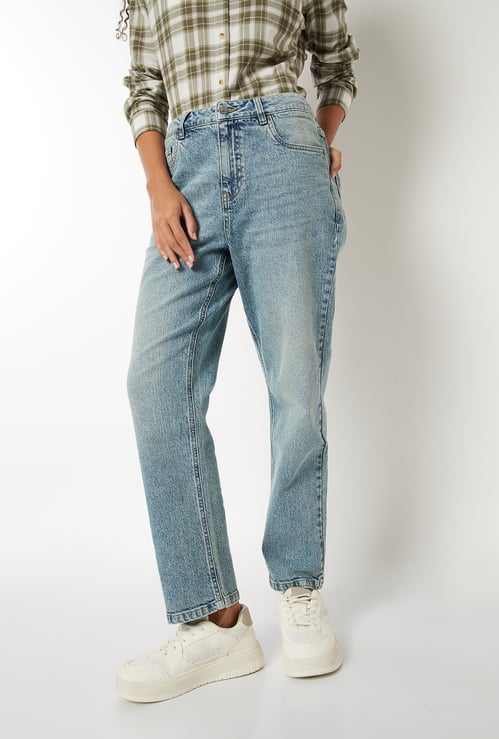Women Washed Straight Fit Jeans