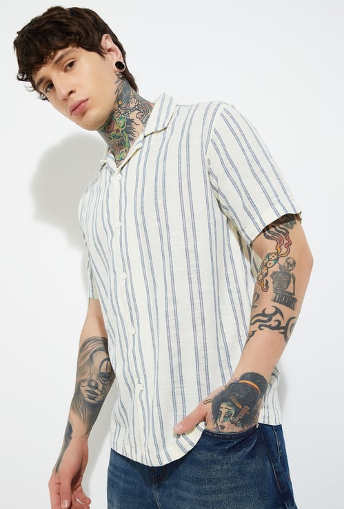 URB_N Men Striped Regular Fit Resort Shirt