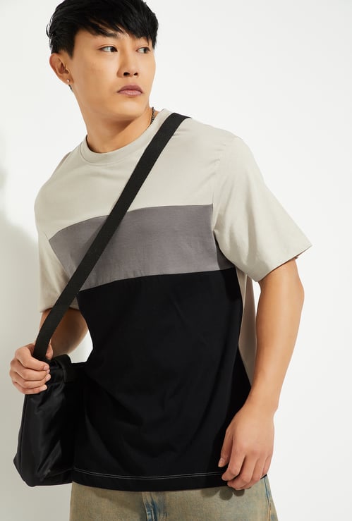 URB_N Men Colourblocked T-shirt