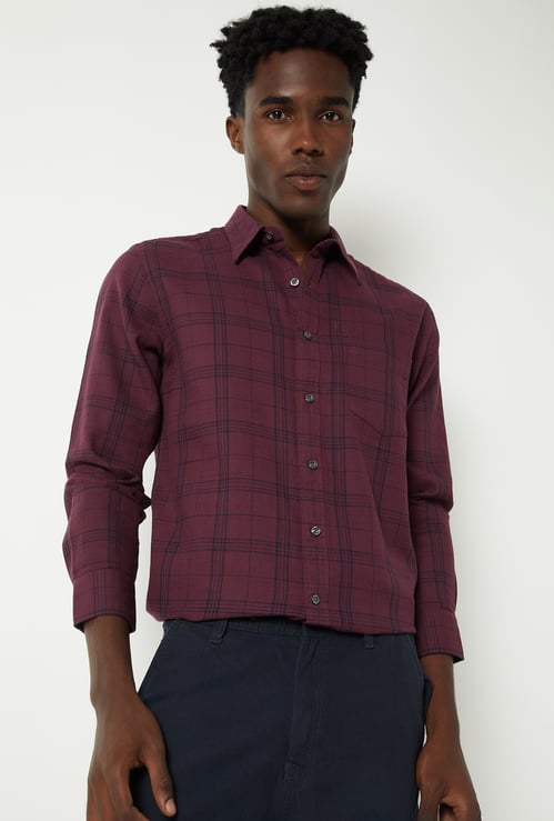 Men Checked Regular Fit Shirt