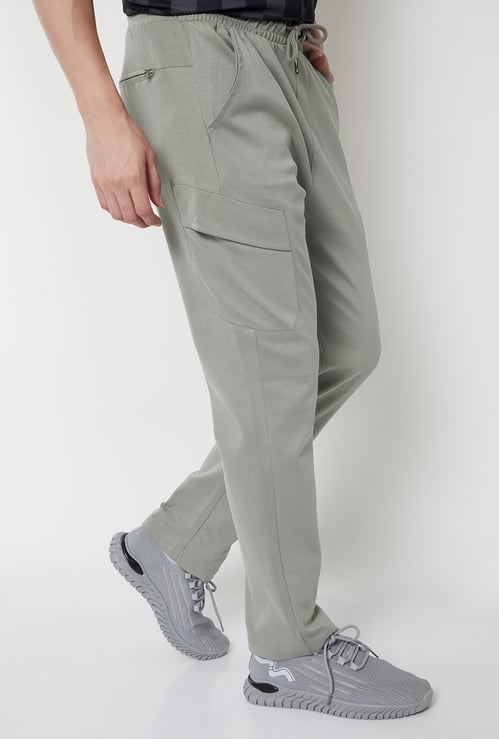 Men Solid Slim Fit Sports Cargo Track Pants
