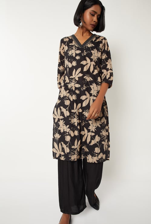 Women Printed Straight Kurta
