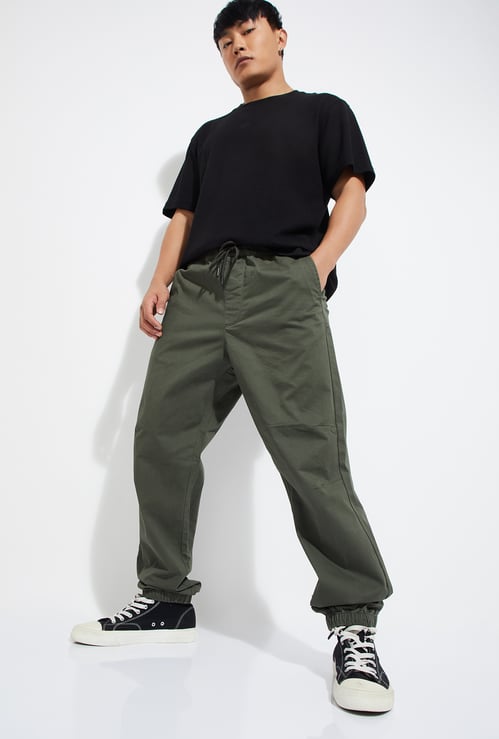 URB_N Men Solid Joggers